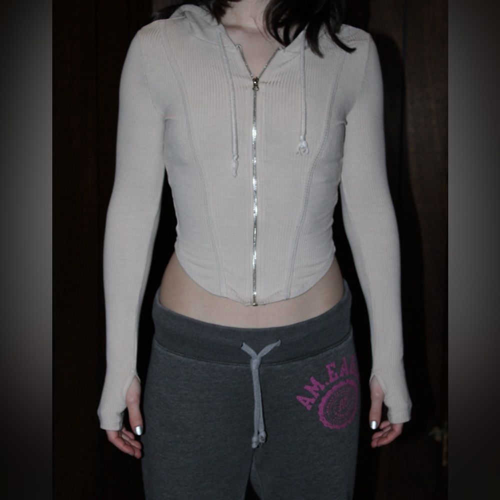 Cropped Ribbed Beige Zip Hoodie